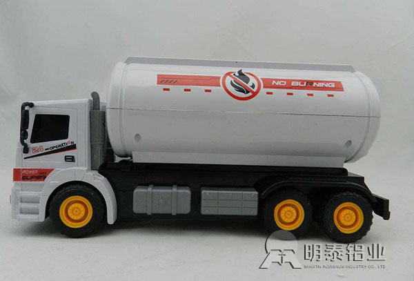 安全放心的罐車(chē)車(chē)體材料---5083罐車(chē)鋁板